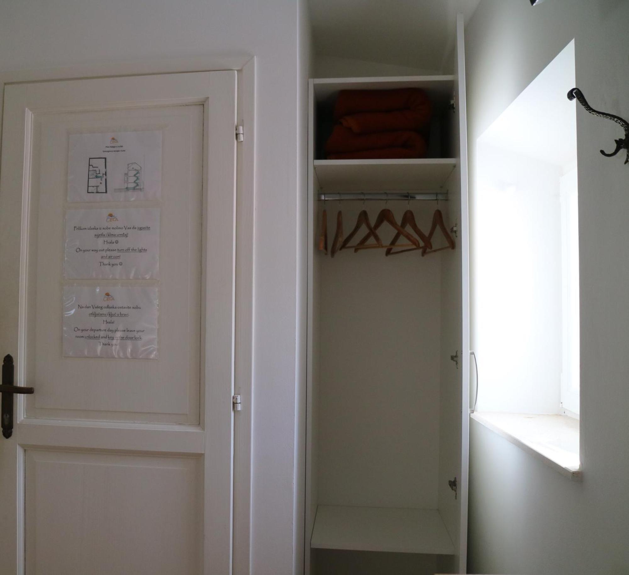 Studio Apartments & Rooms Lela, Sipan Island Sipanska Luka  ห้อง รูปภาพ