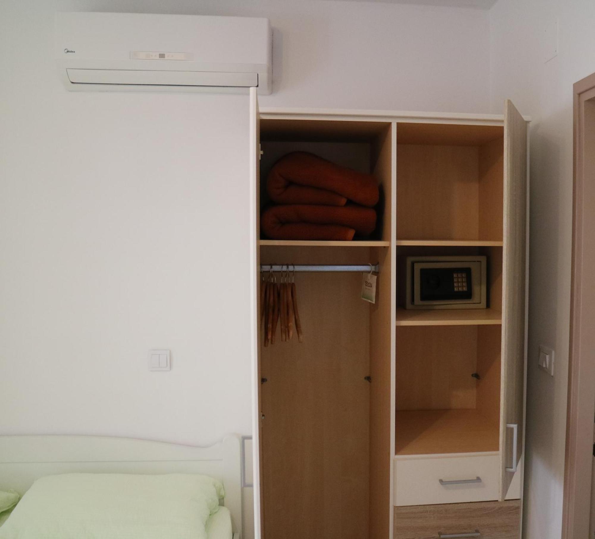 Studio Apartments & Rooms Lela, Sipan Island Sipanska Luka  ห้อง รูปภาพ